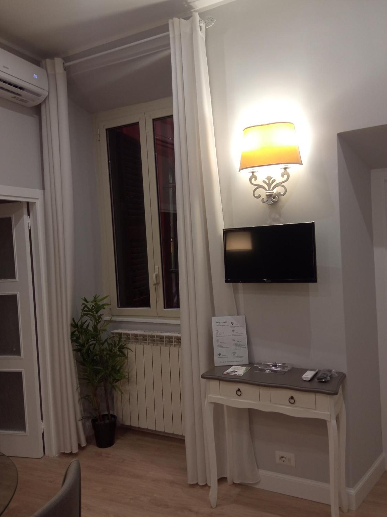 Fontana Di Trevi - Central Apartment In Roma Ngoại thất bức ảnh